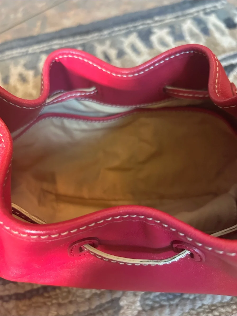 Tod's leather hobo bag, pink/cream color distinct design elements q 13 1/2” x 8”